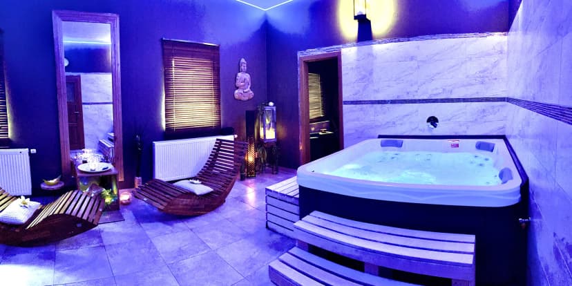 2 hodiny privátního wellness se saunou a vířivkou pro 2 osoby